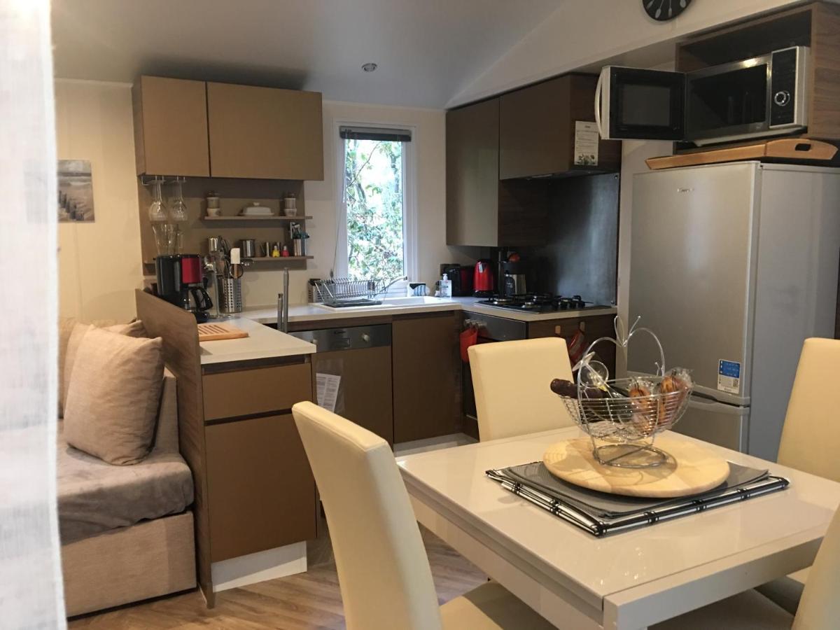 Mobilhome Familial 6 A 7 P 3 Chambres 42 M2 Saint Brevin Les Pierres Couchees ภายนอก รูปภาพ