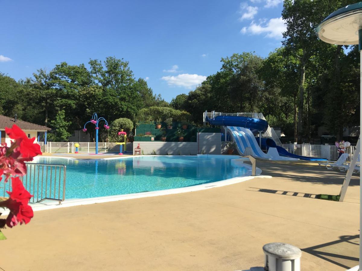 Mobilhome Familial 6 A 7 P 3 Chambres 42 M2 Saint Brevin Les Pierres Couchees ภายนอก รูปภาพ