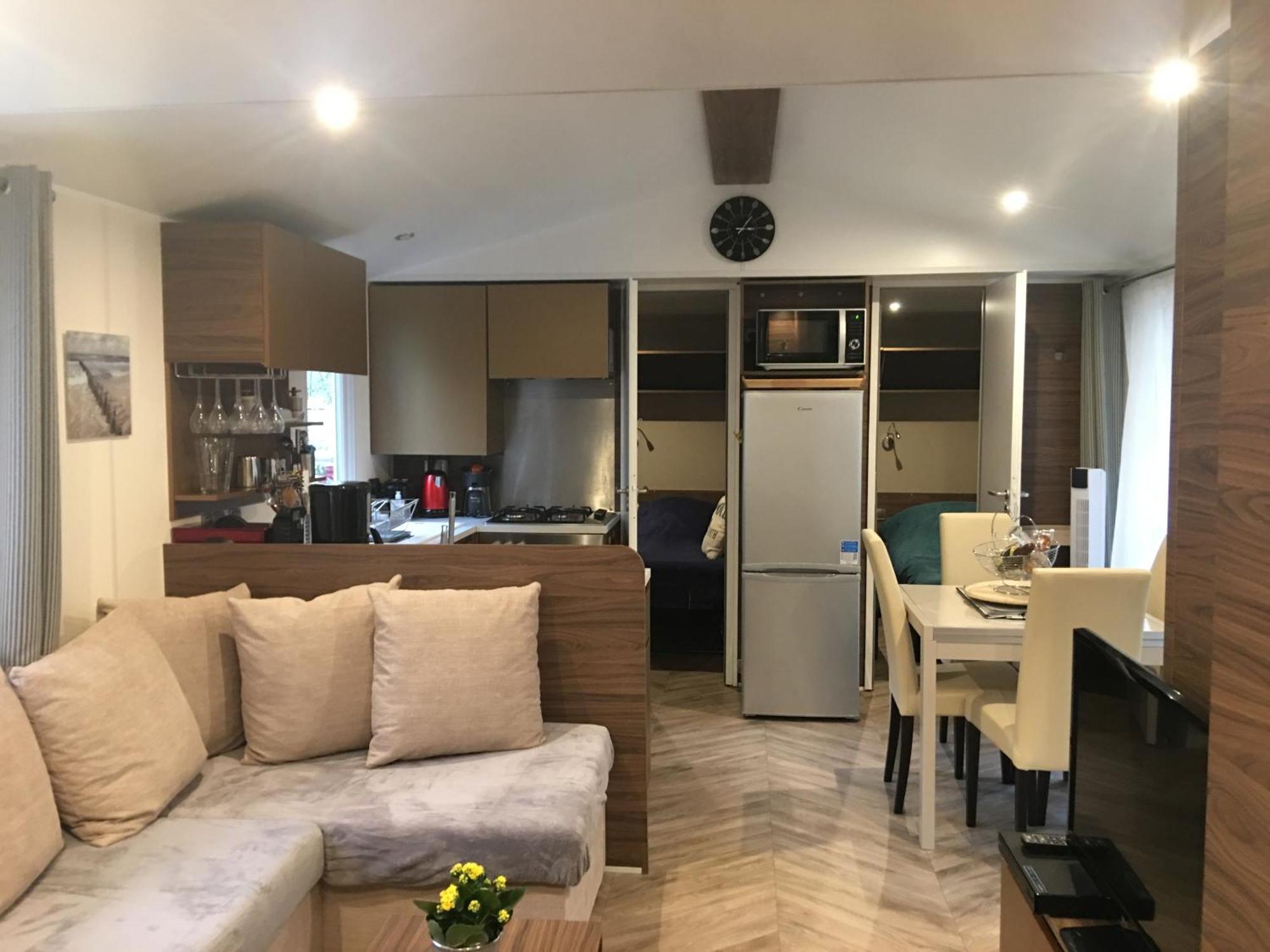 Mobilhome Familial 6 A 7 P 3 Chambres 42 M2 Saint Brevin Les Pierres Couchees ภายนอก รูปภาพ