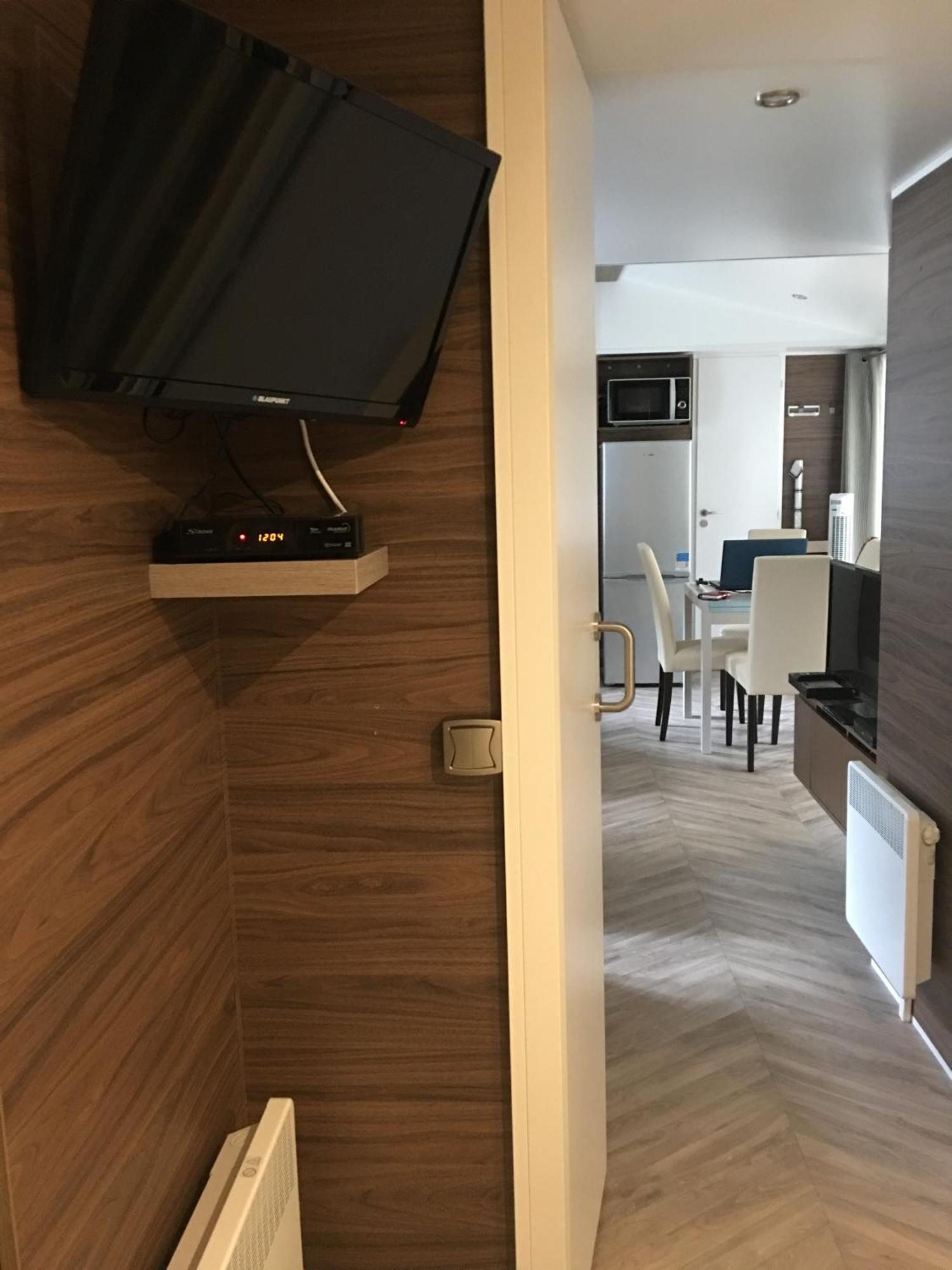 Mobilhome Familial 6 A 7 P 3 Chambres 42 M2 Saint Brevin Les Pierres Couchees ภายนอก รูปภาพ